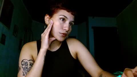 leonela  online show from September 2025 10:47:01 PM