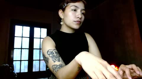 leonela  online show from October 2025 08:13:02 PM