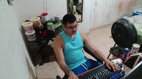 leonino231 online show from January 2026 01:44:01 AM