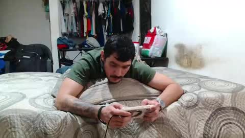 leonino231 online show from February 2026 11:09:01 PM