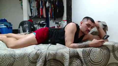 leonino231 online show from February 2026 01:13:01 AM