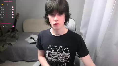 leonkissboy online show from March 2026 05:59:01 PM