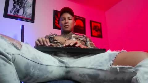 Lenardo jaramillo online show from October 2025 10:38:01 AM