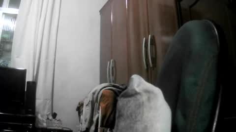 leonnxv online show from November 2025 09:39:01 PM