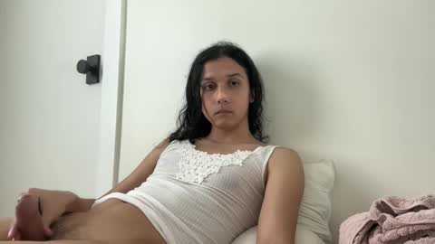 leonthetwink24 online show from April 2026 07:55:01 PM