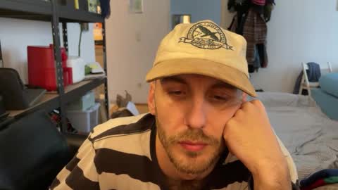 Snapshot of leonvampire chatting on December 2025 11:04:02 AM Leon online show from December 2025 11:04:02 AM