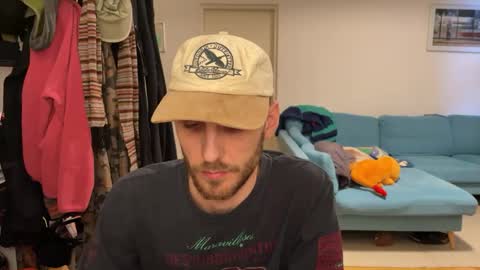 Snapshot of leonvampire chatting on February 2026 03:00:02 PM Leon online show from February 2026 03:00:02 PM