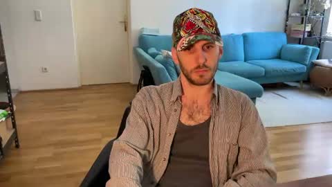 Leon online show from April 2026 10:41:02 AM