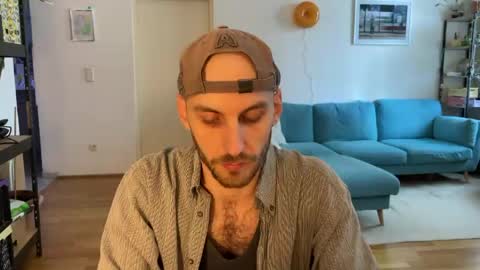 Leon online show from April 2026 07:14:02 AM