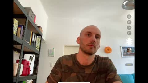 Leon online show from May 2026 09:50:02 AM