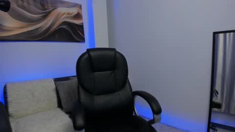 Leo  online show from March 2026 03:54:01 AM