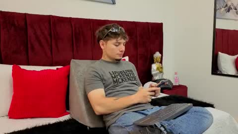 Leo  online show from March 2026 12:22:01 PM