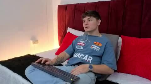 Leo  online show from March 2026 04:16:01 AM