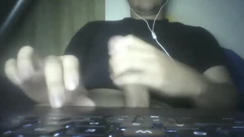 Snapshot of leoonel_95 chatting on December 2024 04:21:01 AM leoonel_95 online show from December 2024 04:21:01 AM