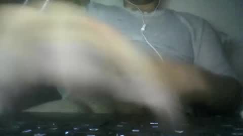 Snapshot of leoonel_95 chatting on January 2025 07:05:01 AM leoonel_95 online show from January 2025 07:05:01 AM