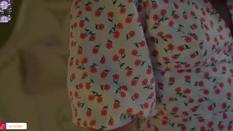 Snapshot of leoramallis chatting on November 2025 04:17:02 PM Leora online show from November 2025 04:17:02 PM