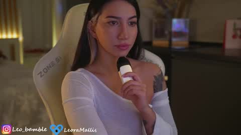 Snapshot of leoramallis chatting on January 2026 05:16:01 PM Leora online show from January 2026 05:16:01 PM