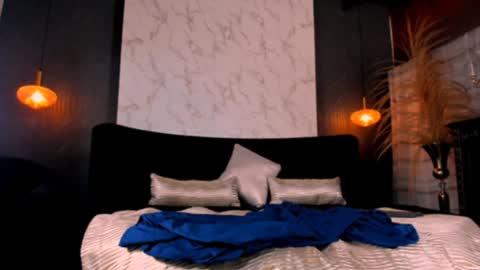 Snapshot of leosalvatore_ chatting on January 2025 02:23:01 AM Leo Salvatore online show from January 2025 02:23:01 AM