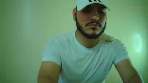 Snapshot of leosroom chatting on September 2025 09:51:01 PM Leo online show from September 2025 09:51:01 PM