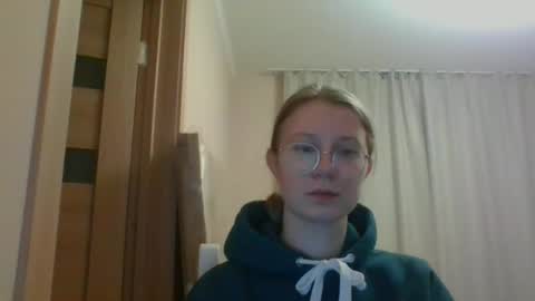 lera_foxx online show from December 2024 09:11:01 PM
