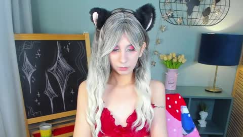 Eveline online show from April 2026 01:29:01 AM