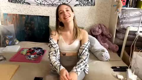 Snapshot of lesleytargett chatting on October 2025 08:04:02 AM Sia online show from October 2025 08:04:02 AM