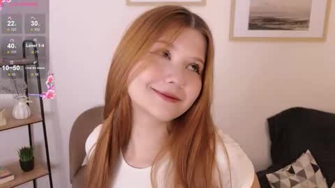 Tracy online show from October 2025 08:11:02 PM