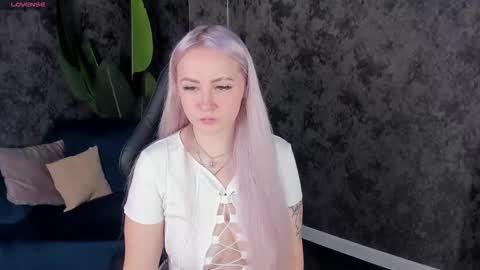 Joyce online show from October 2025 02:54:01 AM