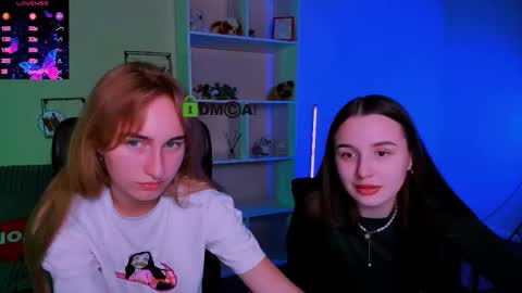 leslie_bird online show from October 2025 11:43:01 AM