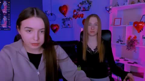 leslie_bird online show from February 2026 09:54:02 AM