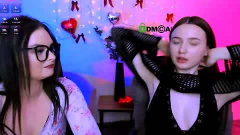 leslie_bird online show from May 2026 02:45:01 PM