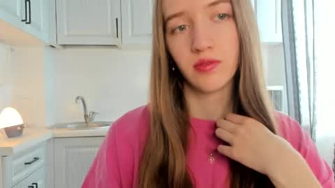  LESLIE   online show from April 2026 10:43:01 AM