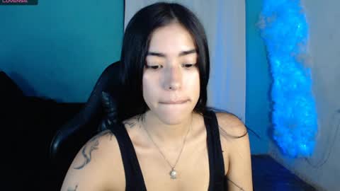 Snapshot of leslieblack_ chatting on April 2026 01:47:02 AM leslie online show from April 2026 01:47:02 AM