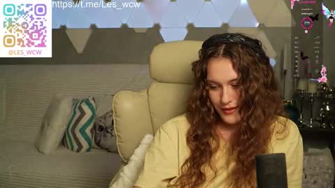 Snapshot of lesliekorfs chatting on November 2025 10:23:01 PM LeslieKorfs online show from November 2025 10:23:01 PM