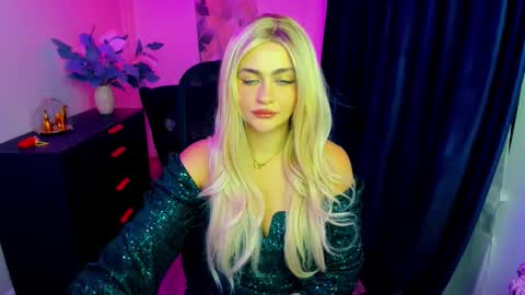 Snapshot of lesliemineg chatting on September 2025 07:49:01 PM lesliemineg online show from September 2025 07:49:01 PM
