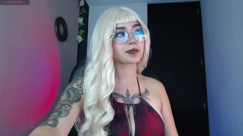 Snapshot of lessboobs_gh chatting on May 2026 03:12:01 AM Less online show from May 2026 03:12:01 AM