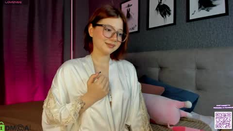 Lessi online show from April 2026 01:10:02 AM