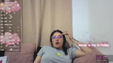 lessliee online show from May 2026 07:37:02 AM
