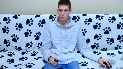 lester_broo online show from April 2026 06:49:01 PM