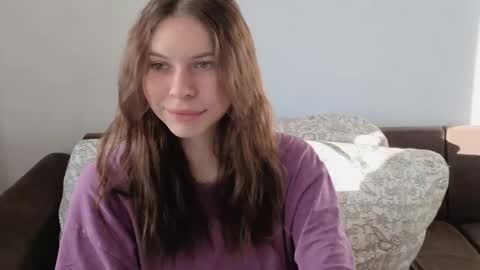 Snapshot of let_me_seee chatting on September 2025 04:17:01 AM Fiona online show from September 2025 04:17:01 AM