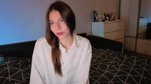 Fiona online show from May 2026 04:35:01 PM