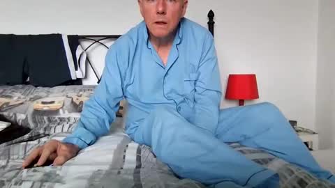 paul online show from September 2025 08:13:02 AM