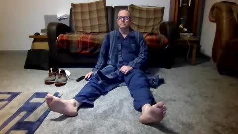 paul online show from December 2025 11:43:01 PM