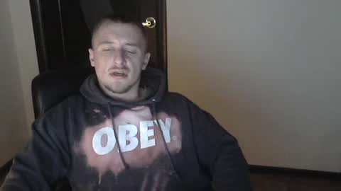 lev1ngston online show from January 2025 12:56:01 PM