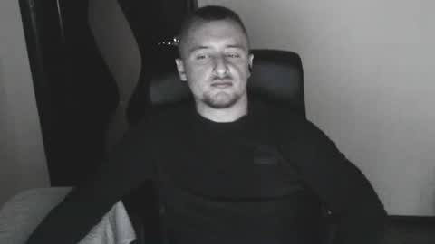 lev1ngston online show from October 2025 08:40:02 PM