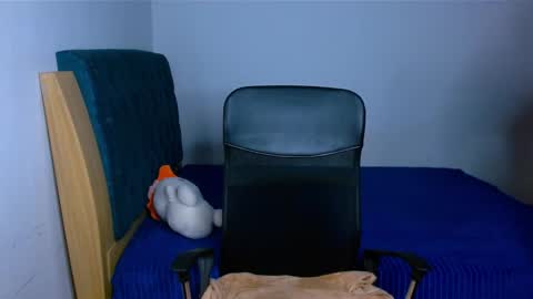      0600AM-1200PM - online show from January 2026 10:57:02 PM