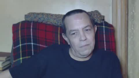 Snapshot of levon48 chatting on December 2024 01:15:02 AM levon48 online show from December 2024 01:15:02 AM