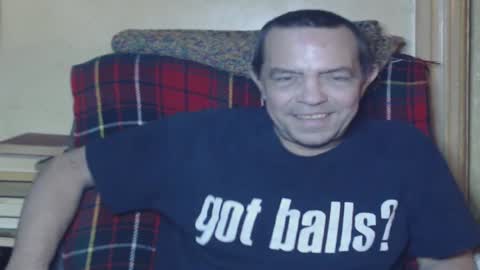 Snapshot of levon48 chatting on December 2024 01:22:01 AM levon48 online show from December 2024 01:22:01 AM