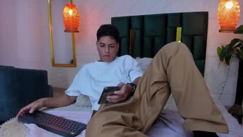 LevySteven online show from September 2025 04:01:02 AM