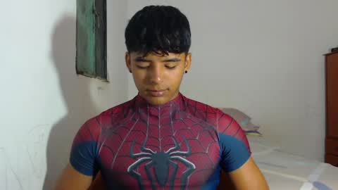 i  am lewis ly EDUARDO MEMDOZA15 online show from May 2026 02:22:01 PM